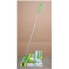 Image 1 : SWIFFER SWEEPER SET INCLUDES DRY SWEEP