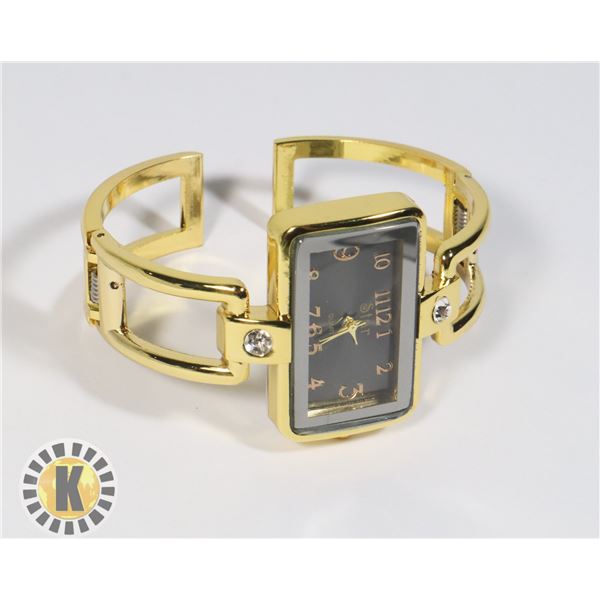 NEW FASHION WATCH
