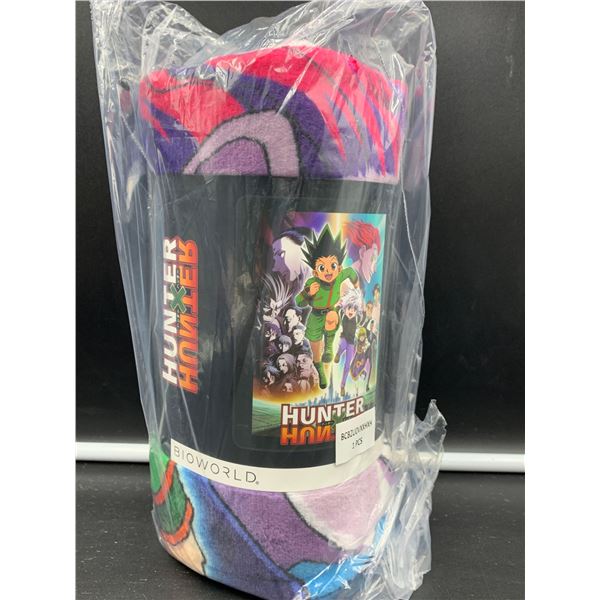 Hunter Hunter Throw Blanket (45in x 60in)