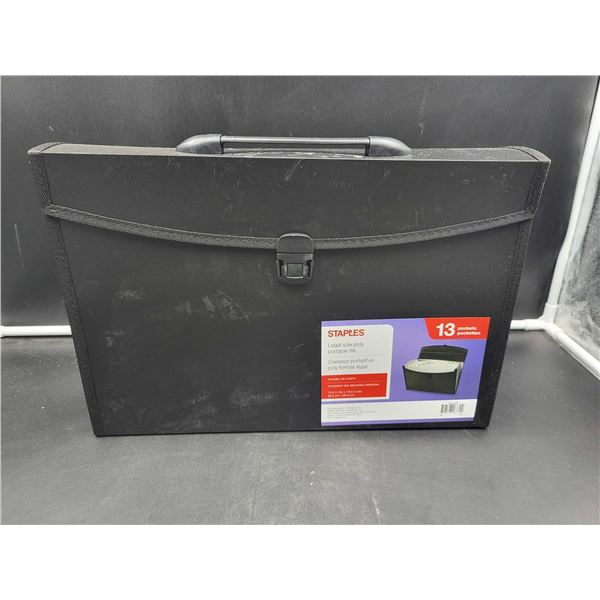 Staples Legal Size Poly Portable File