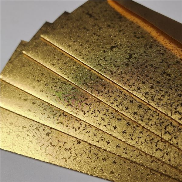 Chrismats Goldfoil Pack Of 5  Envelope (~Size )(Ring is resizable for $40) (~length inches)