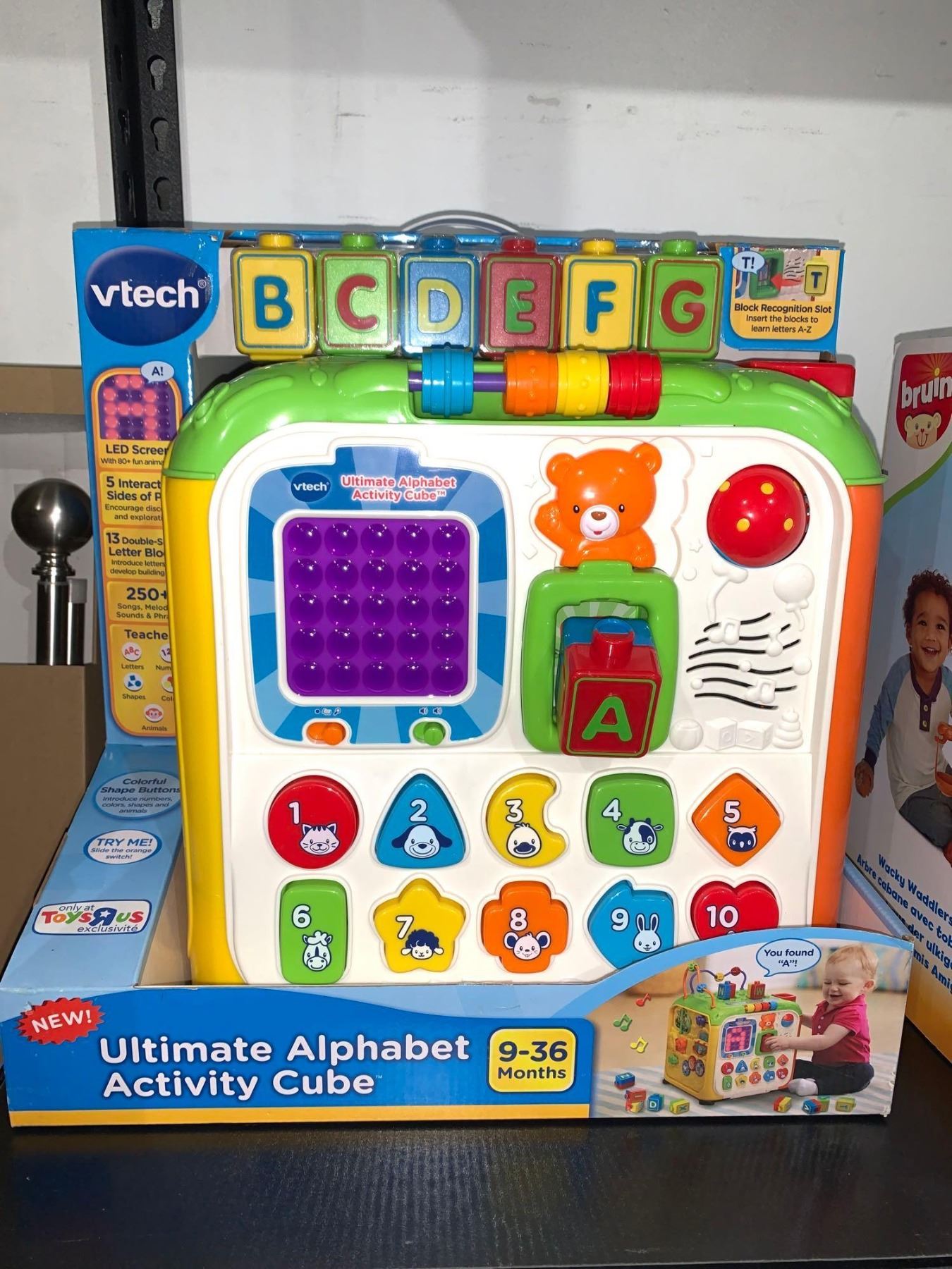 VTech Ultimate Alphabet Activity Cube 9-36 months