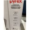 Image 2 : Pyrex 3 Piece Glass Measuring Cup Set