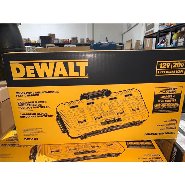 DeWalt Multi-Port Simultaneous Fast Charger 4 in 40 minutes