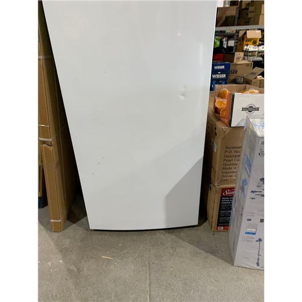 Frigidaire Upright Full Sized Deep Freeze