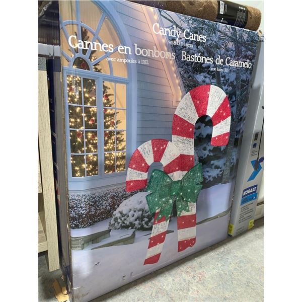 6'8"x4.5" Led Lit Candy Canes