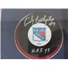 Image 2 : Shadow Box Andy Bathgate Photo w/Autographed Hockey Puck