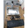 Image 1 : 3D Printer w/Keyboard and Mouse