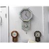 Image 2 : 3-Linden and Regulator Pendulum Wall Clock - 3 X $