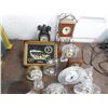 Image 3 : 22-Asst. Crystal and Table Clock - 22 X $