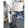 Image 1 : 3-Metal Floor Lamps - 3 X $