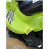 Image 2 : Ryobi Cordless Leaf Mulcher Vacuum (Like New)
