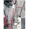 Image 2 : Vintage Briggs and Stratton Gas Edger