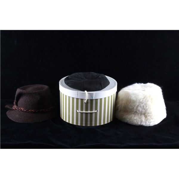 Field-Schlick Hat Box & 3 Ladies Hats