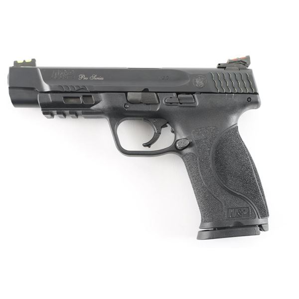 Smith & Wesson M&P 9 9mm SN:NKH7323