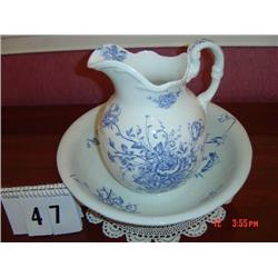 UNMARKED BLUE AND WHITE BOWL & PITCHER SET