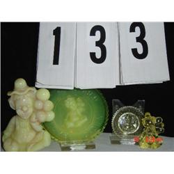 ALL THE WORLD LOVES A CLOWN - ARTY - 4 PIECES - YELLOW SLAG/CLEAR - (M) (81)