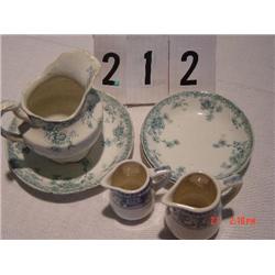 PICAIRNS-TUNSTALLENG "MOTYN" (WHITE WITH GREEN) - 1 SYRUP WITH SAUCER, 2 BERRY BOWLS, 2 LAMBERTON SM