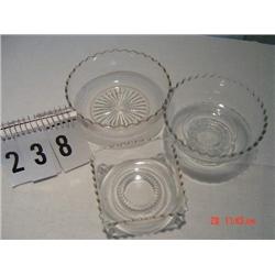 3 UNMATCHING CLEAR, PLAIN GLASS BOWLS - EACH WITH SCALLOPED EDGES