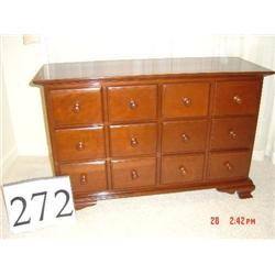 WILLETT 6 DRAWER CHEST (LOOKS LIKE 12 SQUARE DRAWERS) ON SPLAYED FEET - 38" WIDE X 25" TALL X 14" DE