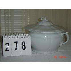 IRONSTONE CHINA - A. MEAKIN - CHAMBER POT - LID HANDLE BROKEN - SIDE HANDLE - 7"