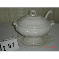 RED CLIFF IRONSTONE TUREEN WITH LADLE AND LID - GREAT CONDITION