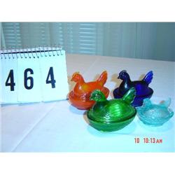 (4) PIECES OF DEGENHART - (1) cobalt small HEN on NEST, (1) red HEN on NEST, (1) green HEN on NEST, 