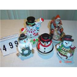 CHRISTMAS ITEMS - (5) various MUSICBOXES