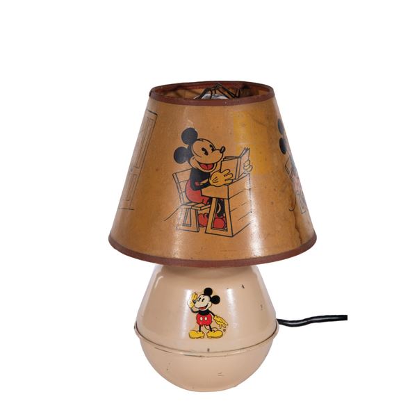 A Mickey Mouse Lamp by Soreng-Manegold.