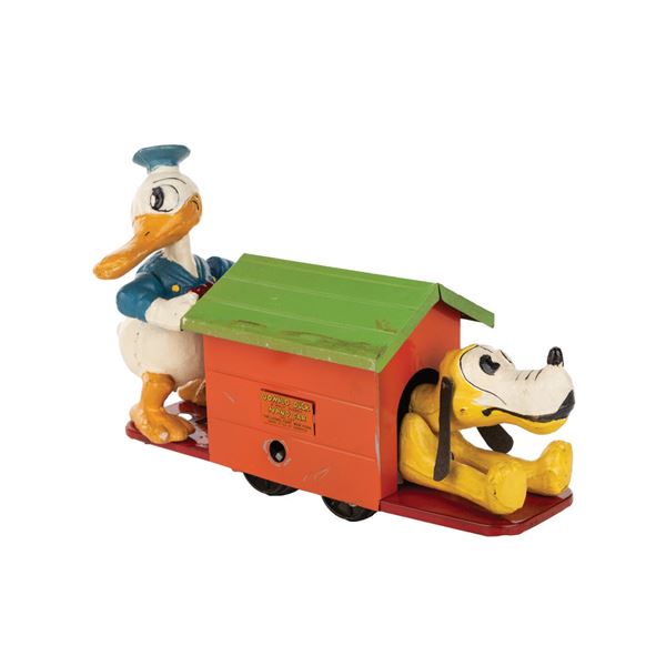 A Lionel Donald Duck Hand Car Wind-Up.