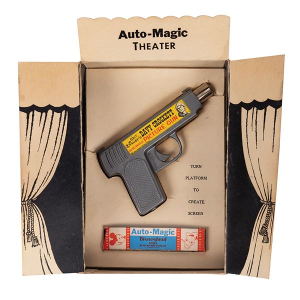 Walt Disney's Davy Crockett Auto-Magic Picture Gun. - Van Eaton Galleries