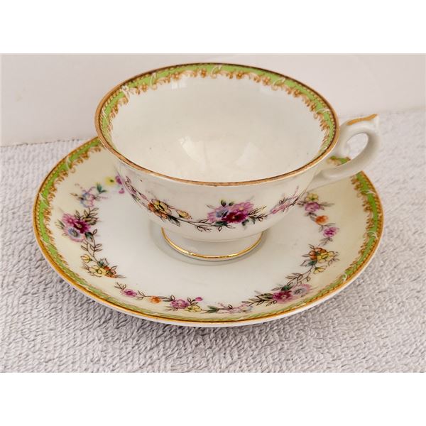CHERRY CHINA MADE IN OCCUPIED JAPAN TEA CUP AND SAUCER