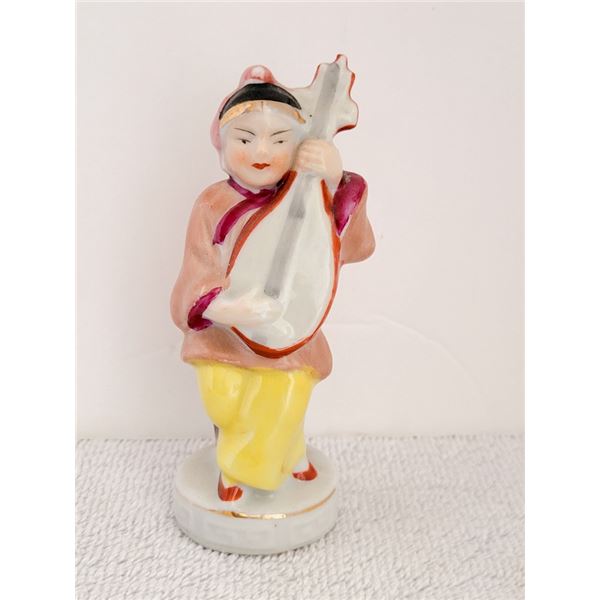 MADE IN OCCUPIED JAPAN MANDOLIN PLAYER FIGURINE