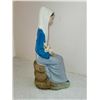 Image 4 : LLADRO GIRL WITH CALLA LILIES SITTING