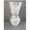 Image 1 : CRYSTAL FLOWER VASE 4.75" X 8.5"