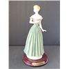 Image 1 : THE SHANNON COLLECTIONS STATUE 4.75" X 9.5"