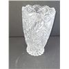 Image 1 : CUTE CRYSTAL FLOWER VASE 4.5" X 7"