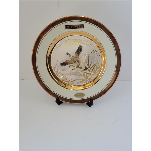 CHOKIN 24K GOLD EDGE FLYING DUCKS PLATE 8"