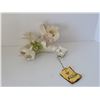 Image 1 : CAPODIMONTE DOVES ON A BRANCH WITH TAG 7" X 3"
