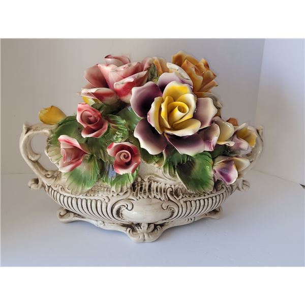 MASSIVE CAPODIMONTE ROSE BOUQUET TABLE CENTERPIECE 15.5" X 11" X 10"