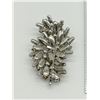 Image 4 : UNIQUE DESIGN WHITE CRYSTAL BROOCH