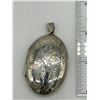 Image 5 : LARGE STERLING SILVER PHOTO PENDANT
