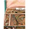 Image 5 : VINTAGE JEWELLERY BOX WITH VARIETY OF QUALITY ITEMS AND