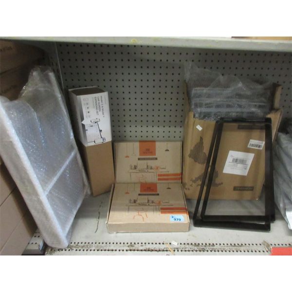 Car Screen & 6 Assorted Household Storage