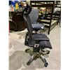 Image 2 : MESHBACK ROLLING OFFICE CHAIR WITH NECK SUPPORT