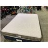 Image 1 : QUEEN SIZE SPRING WALL TITAN MATTRESS