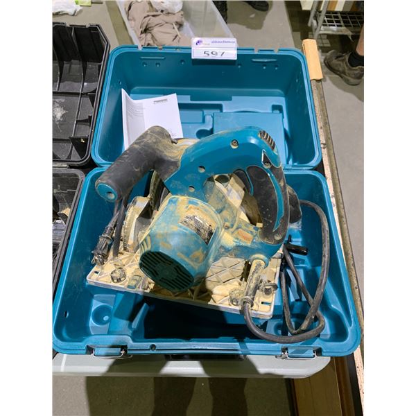 MAKITA CIRCULAR SAW WITH CASE