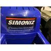 Image 2 : SIMONIZ 10" RANDOM ORBIT POLISHER/WAXER WITH CASE & PADS