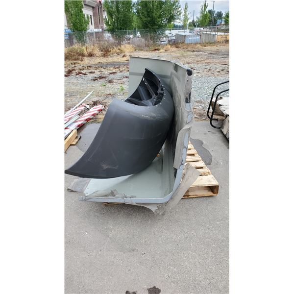 HEAVY DUTY TRUCK FRONT BUMPER & MUD SKIRT