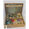 Image 1 : ALL VINTAGE JEWELRY IN VTG JEWELRY CASE